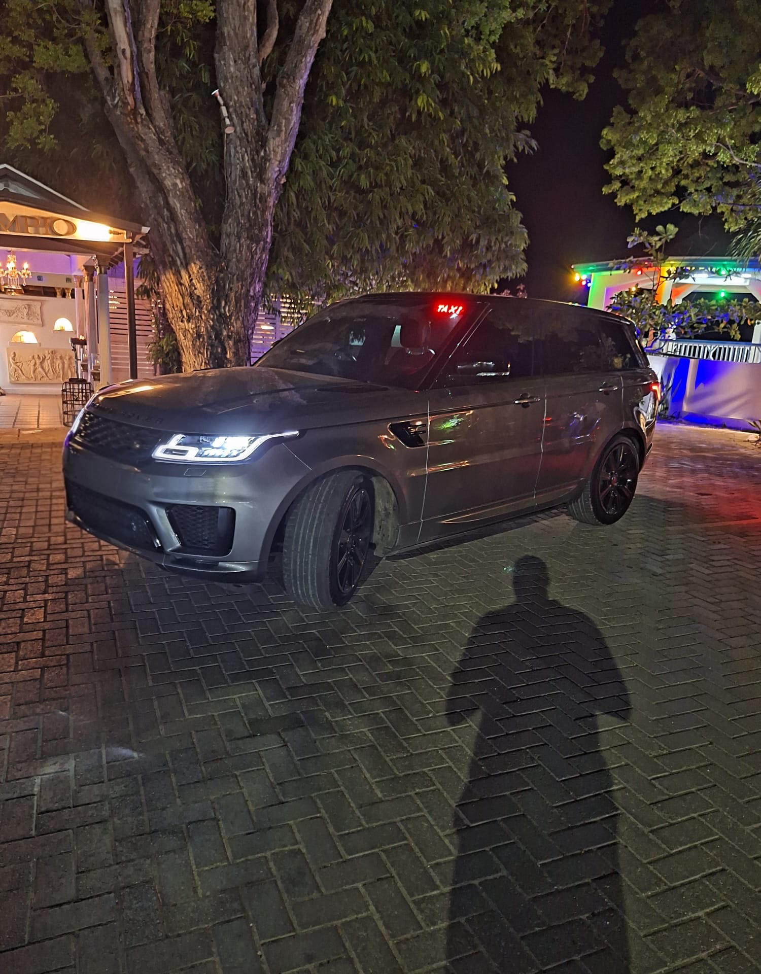 YellowLine Elite Chauffeur Island Tours